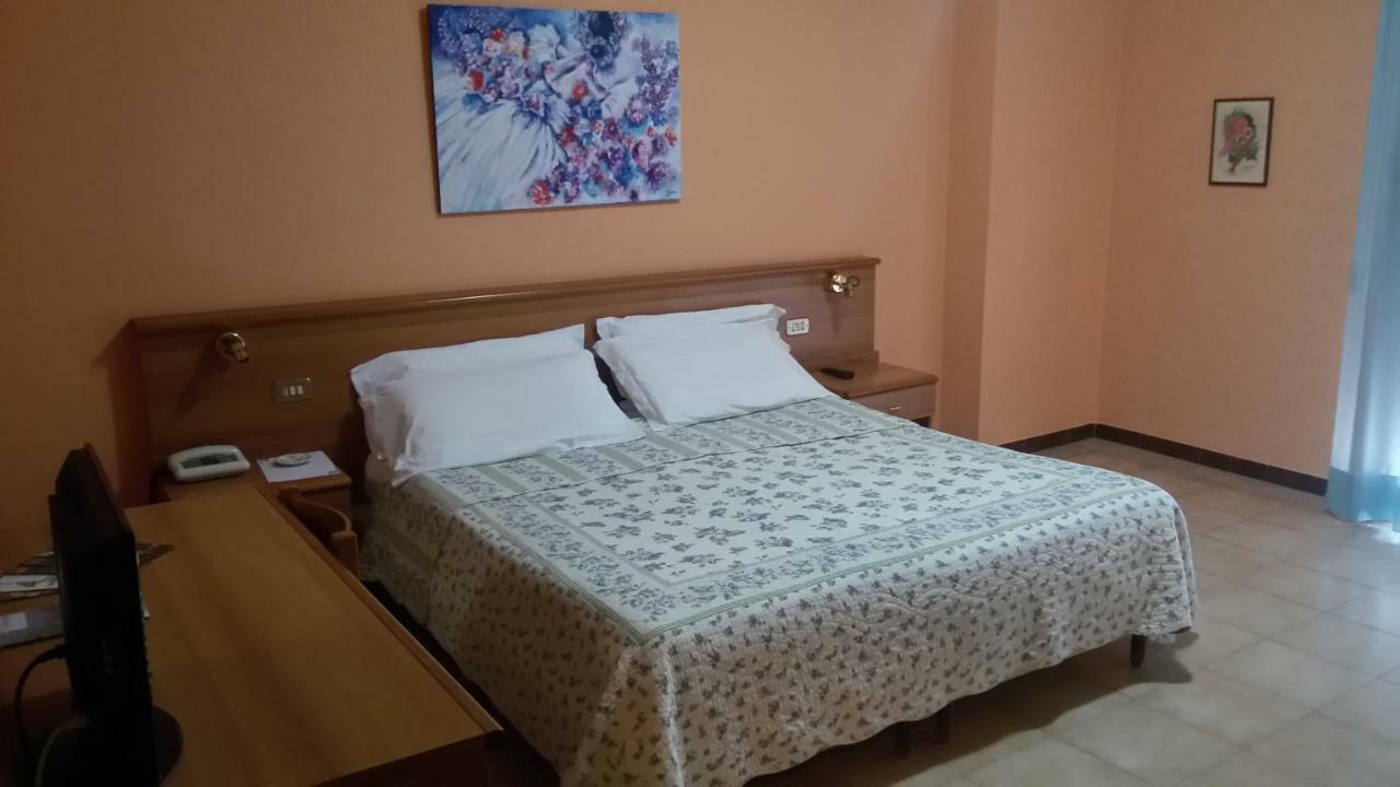 Hotel Salus Salice Terme Eksteriør billede